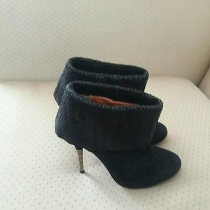 Elizabeth and James Black Suede Rizza Cuff Boots
